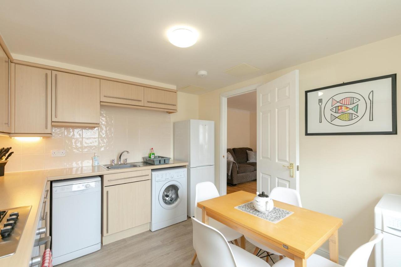 Dicksonfield Quiet Central Family Apartment With Parking Эдинбург Экстерьер фото